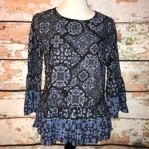 Beach lunch lounge sz Small blue boho top